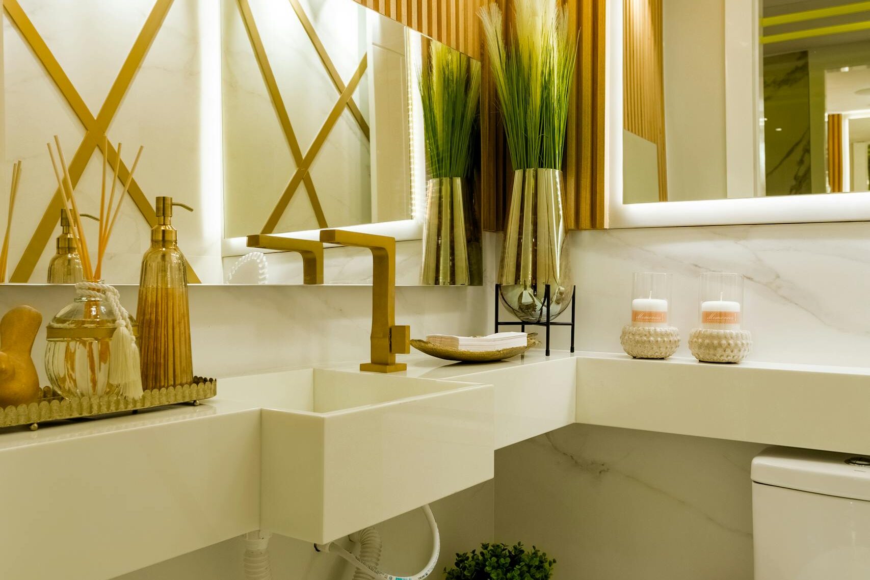 Elegant bathroom interior featuring modern decor and stylish fixtures.